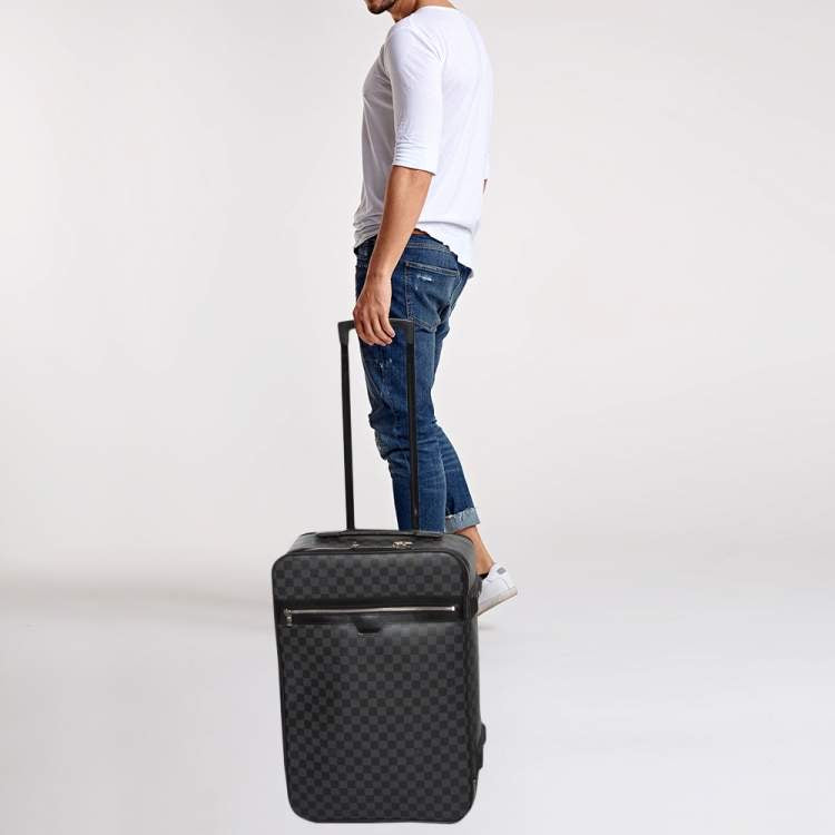 LV carry on/travel/roller bag in GRAY