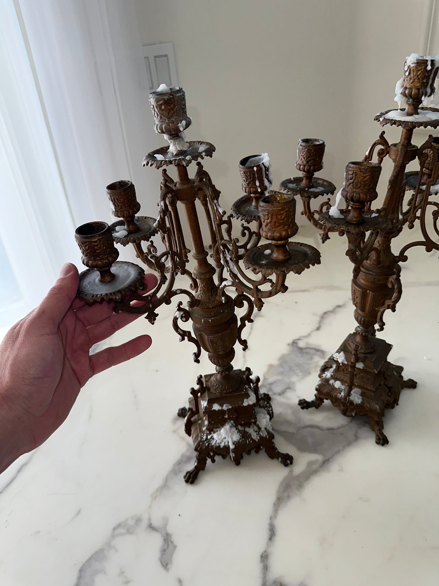 Late 17th century 5 candle candelabras made in bronze.￼